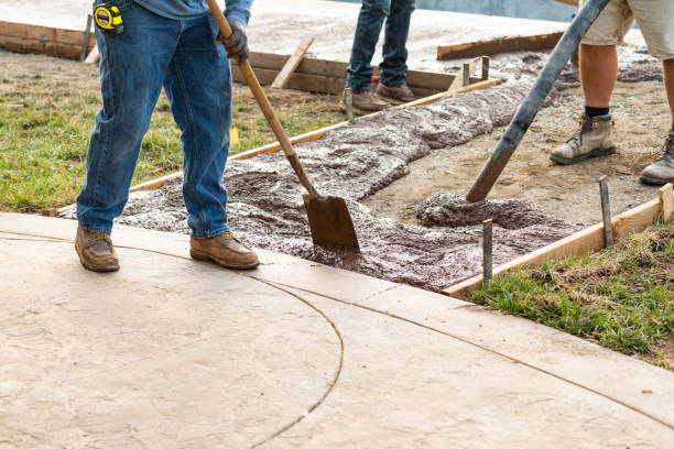 Best Local Concrete Companies  in Lliams Bay, WI